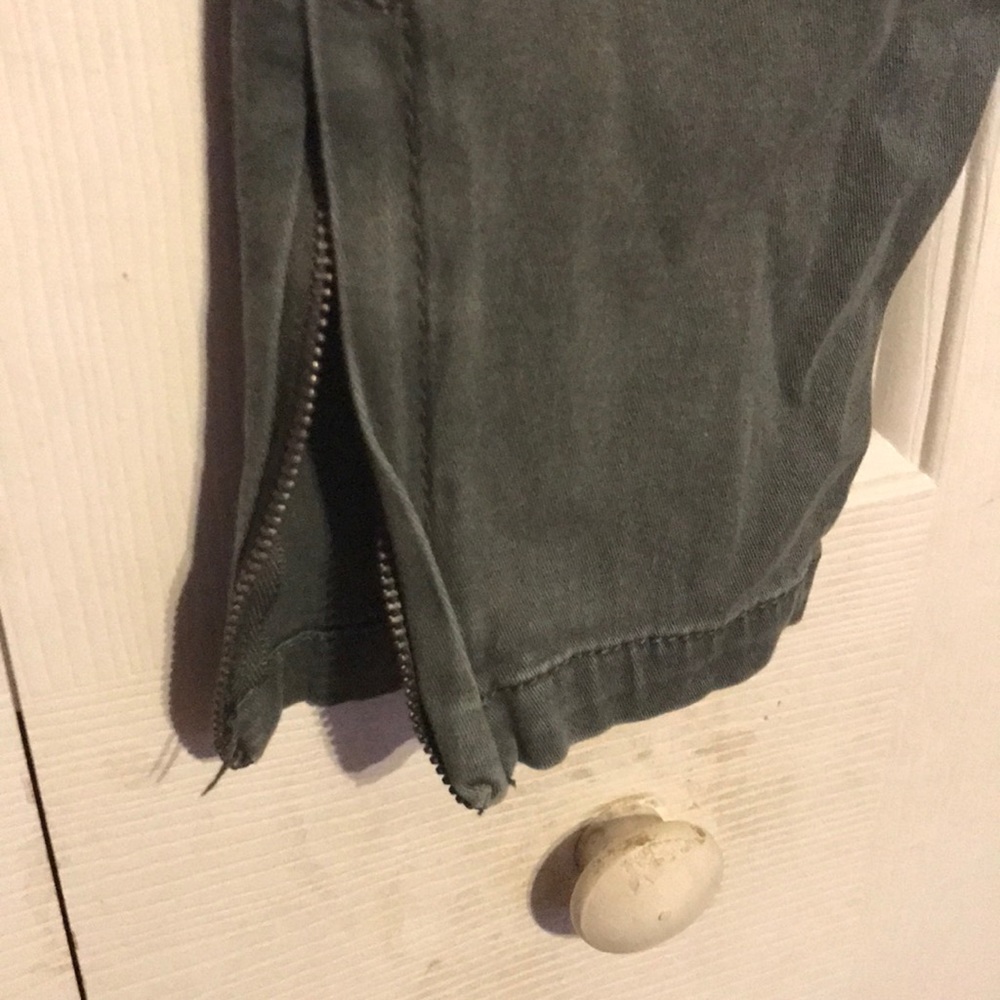 Pants - Picture 4 of 4